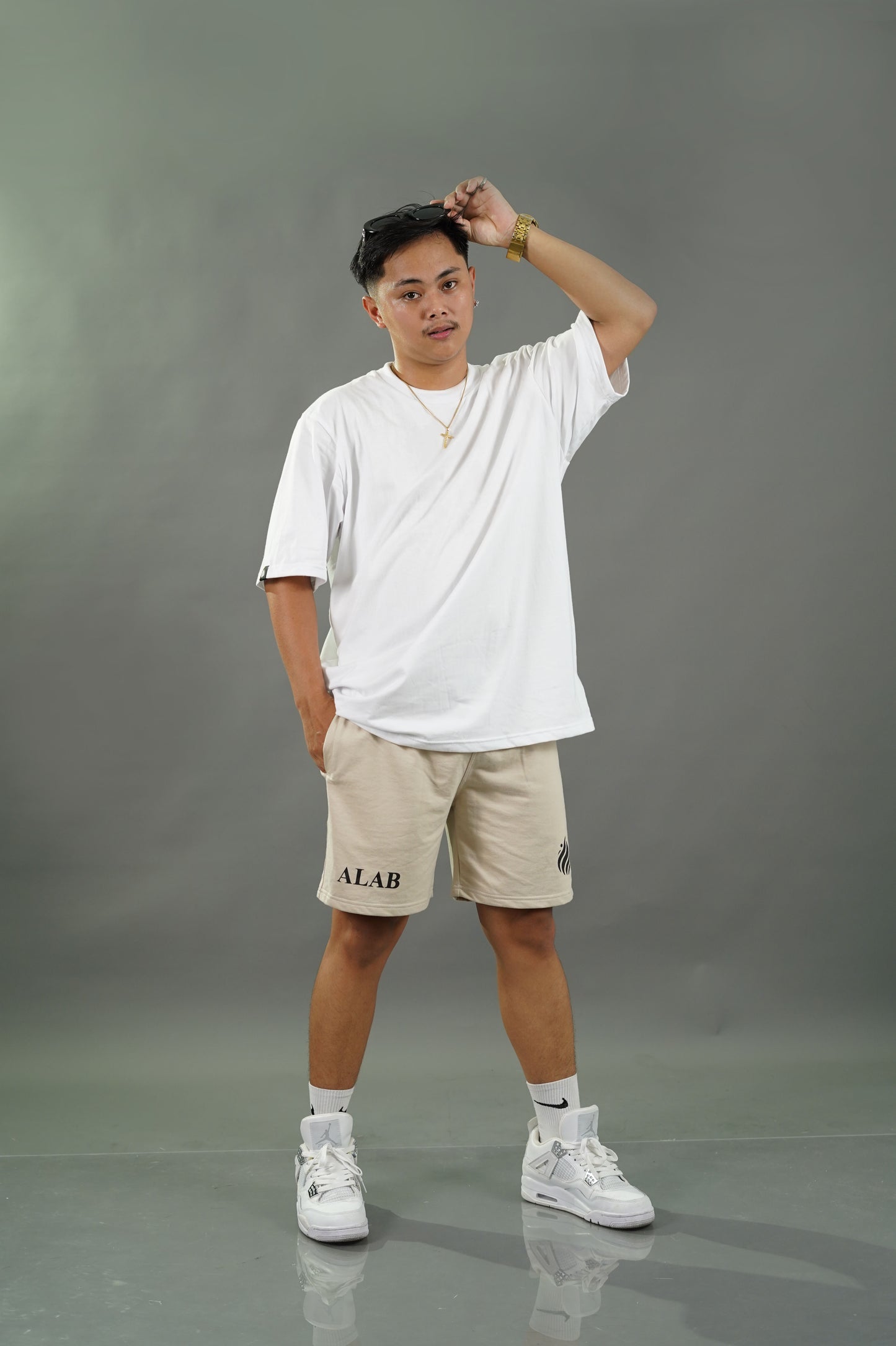 Club- Tee Essence
