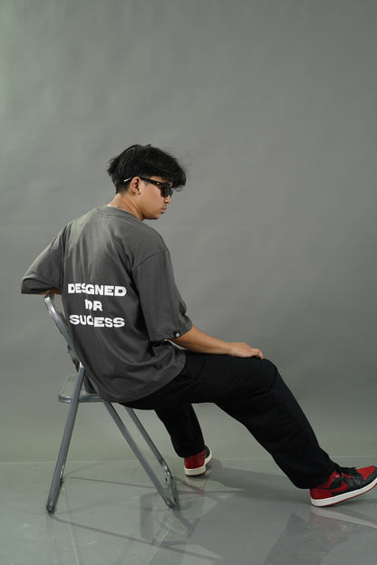 Box Tee – Line Behind