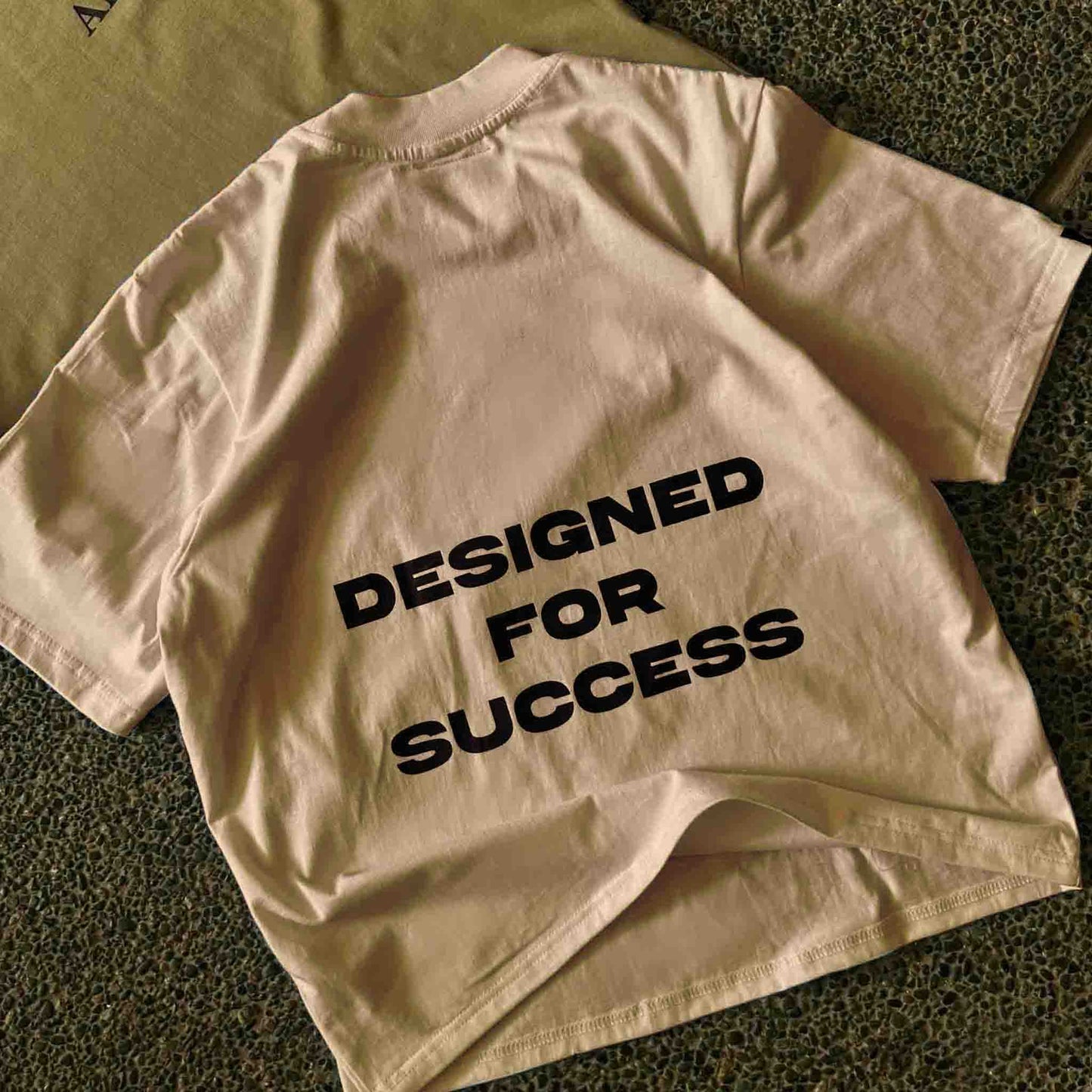 Box Tee – Line Behind