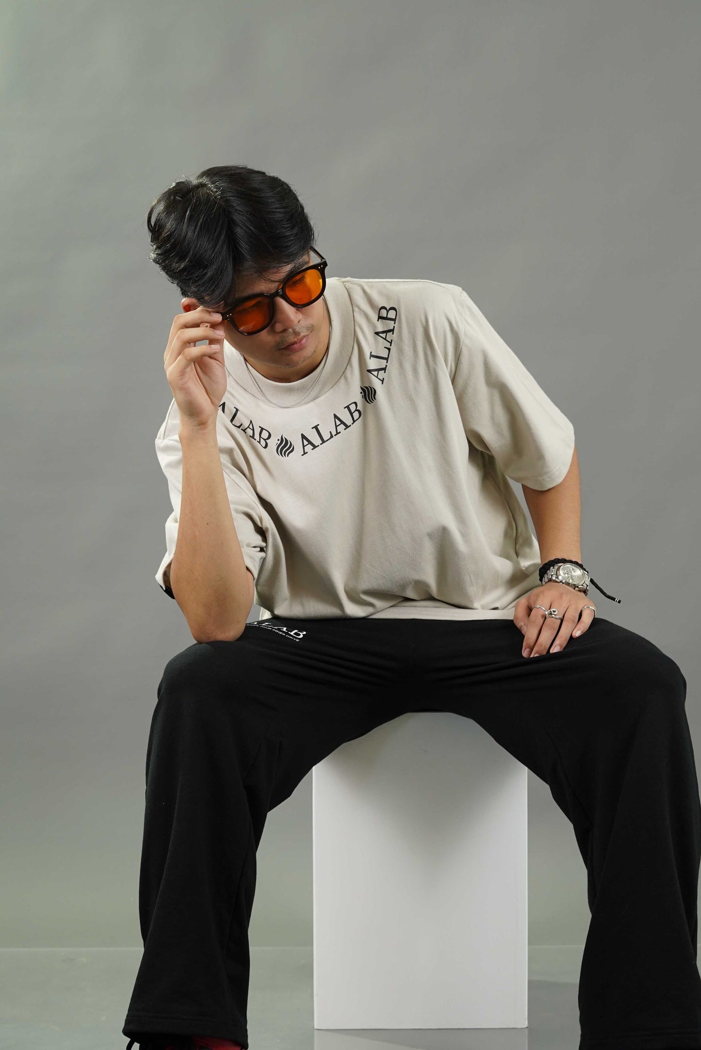 Club -Tee Neckdrip